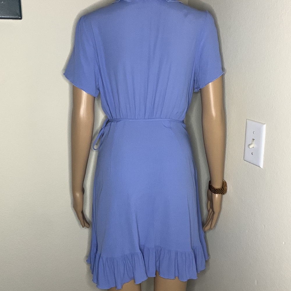 Dress - Picture 7 of 9